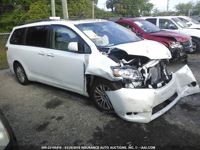 5TDYK3DC6FS620926 - 2015 TOYOTA SIENNA XLE/LIMITED WHITE photo 1