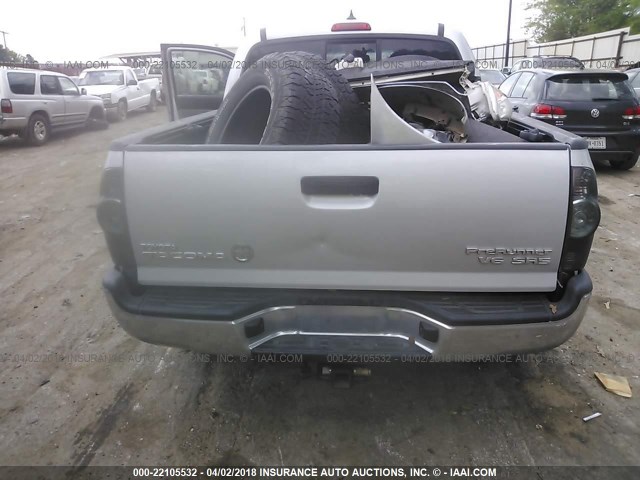 5TFJU4GN8CX021191 - 2012 TOYOTA TACOMA DOUBLE CAB PRERUNNER SILVER photo 8