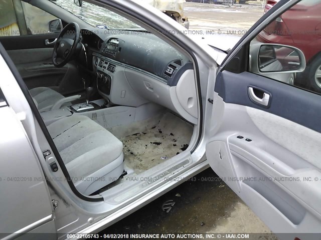 5NPEU46F86H031439 - 2006 HYUNDAI SONATA GLS/LX SILVER photo 5