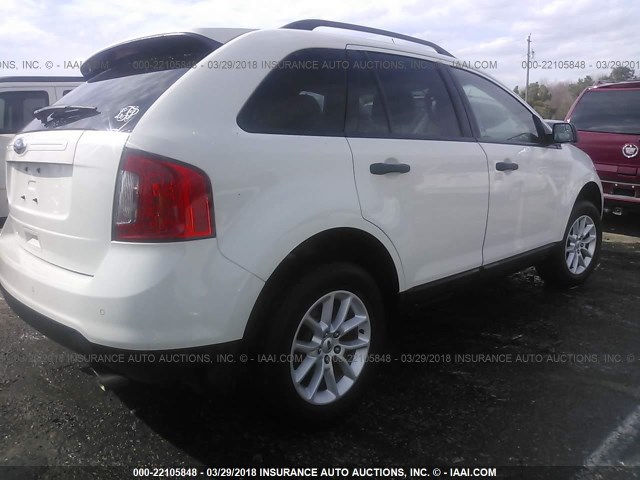 2FMDK3GC0DBC80547 - 2013 FORD EDGE SE WHITE photo 4