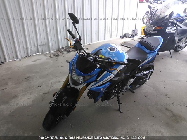 JS1GR7NA5F2102626 - 2015 SUZUKI GSX-S750 BLUE photo 2