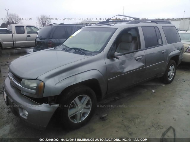 1GNET16S856145245 - 2005 CHEVROLET TRAILBLAZER EXT LS/EXT LT SILVER photo 2