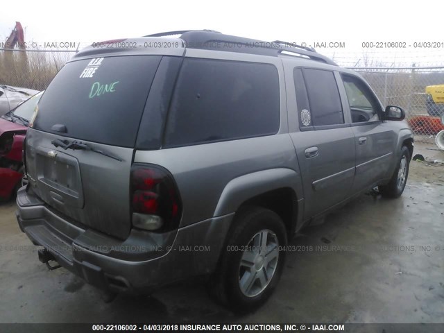 1GNET16S856145245 - 2005 CHEVROLET TRAILBLAZER EXT LS/EXT LT SILVER photo 4