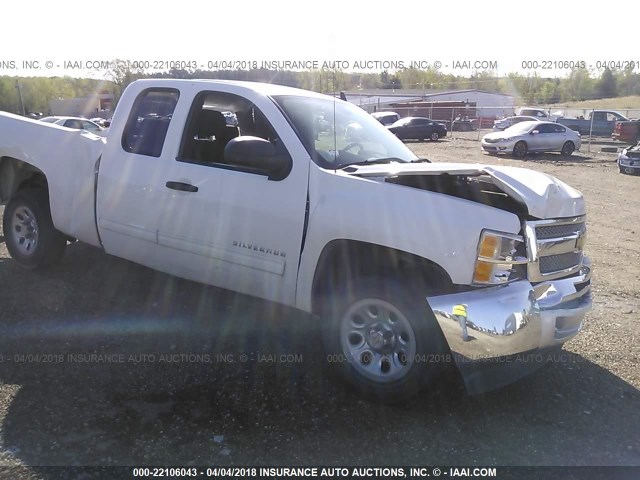 1GCRCREA6CZ201132 - 2012 CHEVROLET SILVERADO C1500  LS WHITE photo 6