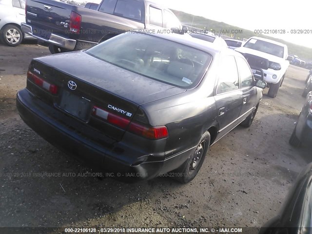 4T1BG22K5VU752237 - 1997 TOYOTA CAMRY CE/LE/XLE 黑色 照片 4