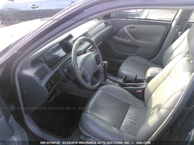 4T1BG22K5VU752237 - 1997 TOYOTA CAMRY CE/LE/XLE 黑色 照片 5