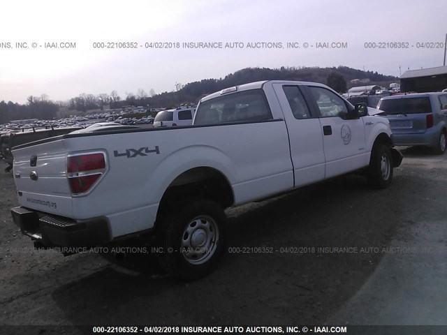 1FTFX1ET9DKE29565 - 2013 FORD F150 SUPER CAB WHITE photo 4