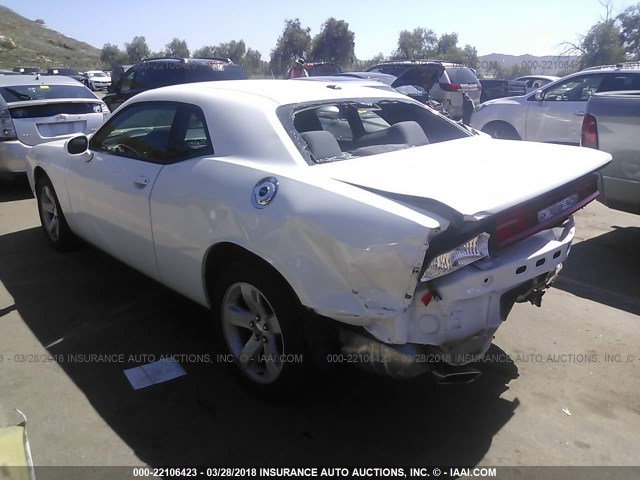 2C3CDYAG1EH213090 - 2014 DODGE CHALLENGER SXT WHITE photo 3