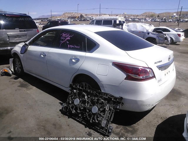 1N4AL3APXDC297376 - 2013 NISSAN ALTIMA 2.5/S/SV/SL WHITE photo 3