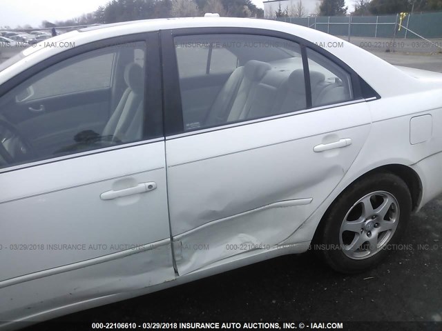 5NPEU46C06H115793 - 2006 HYUNDAI SONATA GLS/LX WHITE photo 6