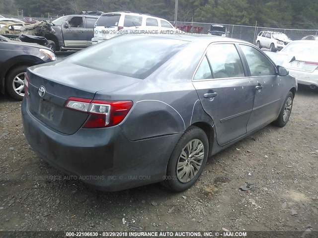 4T1BF1FKXDU714816 - 2013 TOYOTA CAMRY L/SE/LE/XLE ნაცრისფერი ფოტო 4