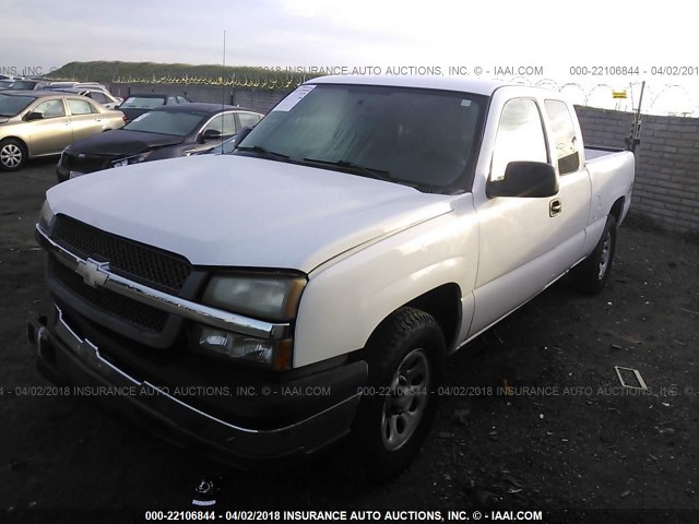 1GCEK19Z55Z174687 - 2005 CHEVROLET SILVERADO K1500 WHITE photo 2