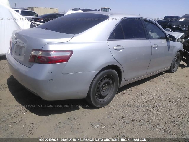 4T1BE46K87U164797 - 2007 TOYOTA CAMRY NEW GENERAT CE/LE/XLE/SE SILVER photo 4