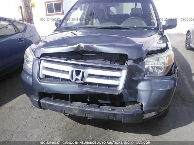 2HKYF18706H564185 - 2006 HONDA PILOT EX GRAY photo 6