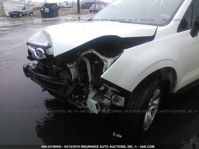 JF2SJAAC1EH453381 - 2014 SUBARU FORESTER 2.5I WHITE photo 6