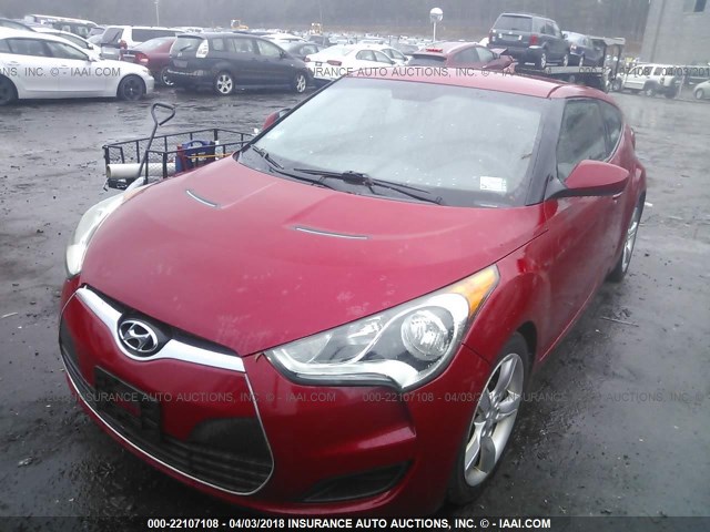 KMHTC6AD4CU034752 - 2012 HYUNDAI VELOSTER RED photo 2