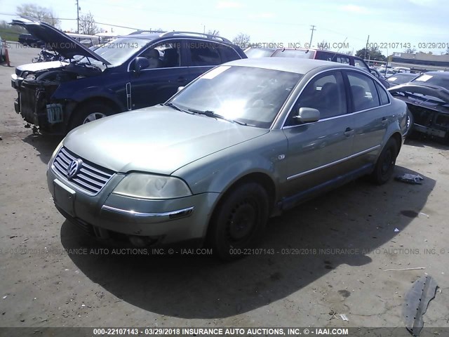 WVWPD63B22P232080 - 2002 VOLKSWAGEN PASSAT GLS GREEN photo 2