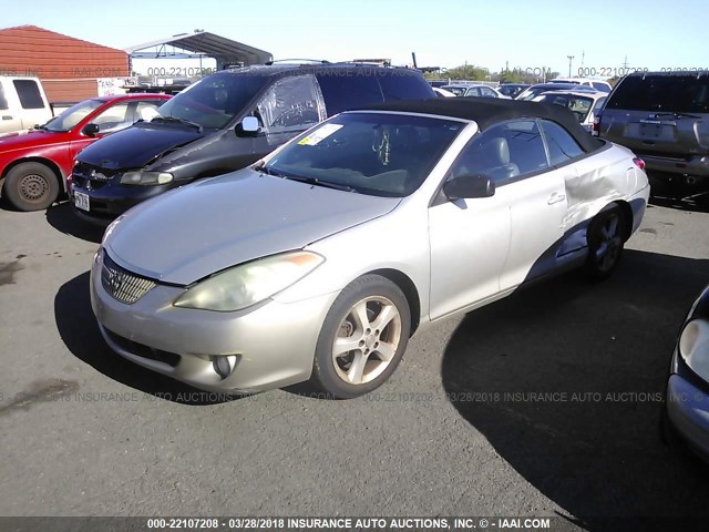 4T1FA38P16U104083 - 2006 TOYOTA CAMRY SOLARA SE/SLE SILVER photo 2