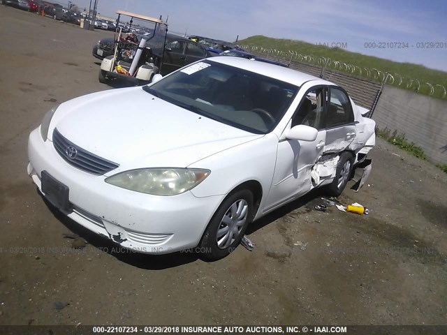 4T1BE32K55U553295 - 2005 TOYOTA CAMRY LE/XLE/SE 白色 照片 2