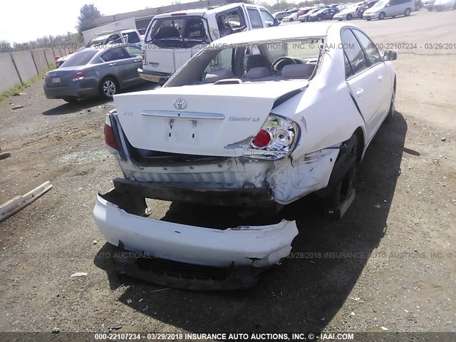 4T1BE32K55U553295 - 2005 TOYOTA CAMRY LE/XLE/SE 白色 照片 6