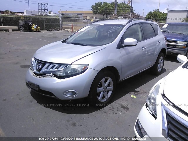 JN8AZ1MU6AW000116 - 2010 NISSAN MURANO S/SL/LE SILVER photo 2