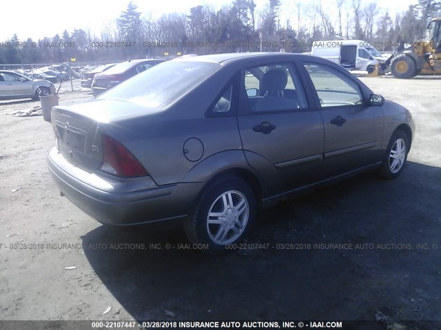 1FAFP38Z94W121421 - 2004 FORD FOCUS ZTS GRAY photo 4