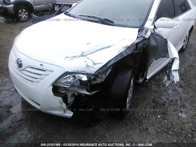 4T1BE46K77U568822 - 2007 TOYOTA CAMRY NEW GENERAT CE/LE/XLE/SE WHITE photo 6