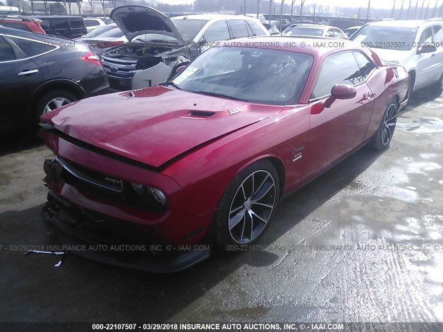 2C3CDYCJ3CH194063 - 2012 DODGE CHALLENGER SRT-8 RED photo 2