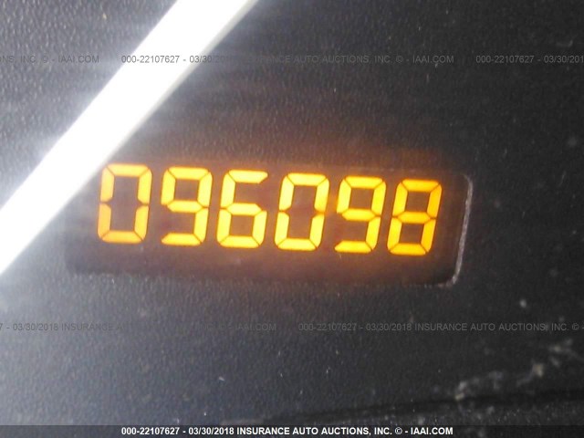 1G8ZY12732Z192068 - 2002 SATURN SC2 BLUE photo 7