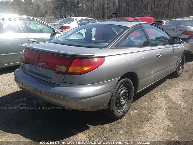 1G8ZH1275WZ150846 - 1998 SATURN SC2 GRAY photo 4