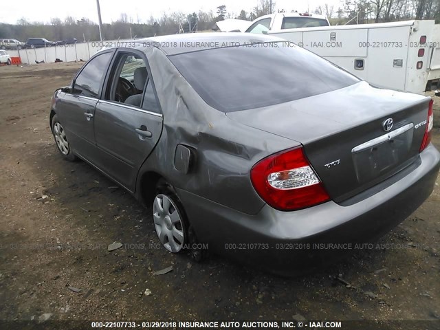 4T1BE32K94U861407 - 2004 TOYOTA CAMRY LE/XLE/SE GRAY photo 3
