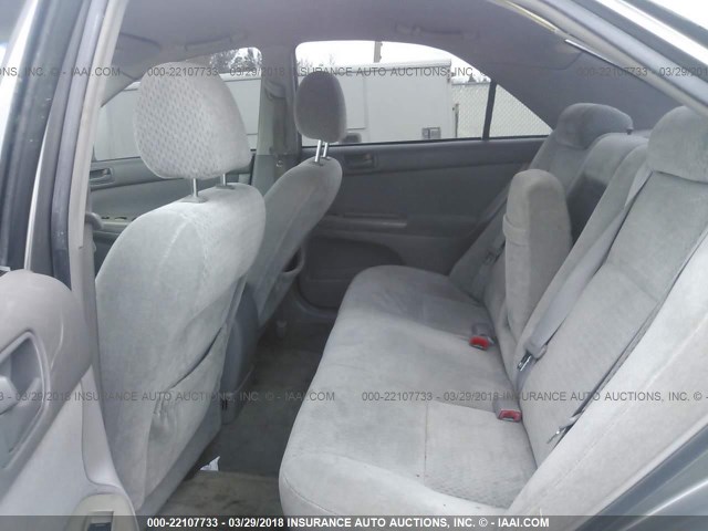 4T1BE32K94U861407 - 2004 TOYOTA CAMRY LE/XLE/SE GRAY photo 8