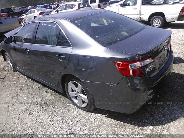 4T1BF1FK0EU401808 - 2014 TOYOTA CAMRY L/SE/LE/XLE 灰色 照片 3