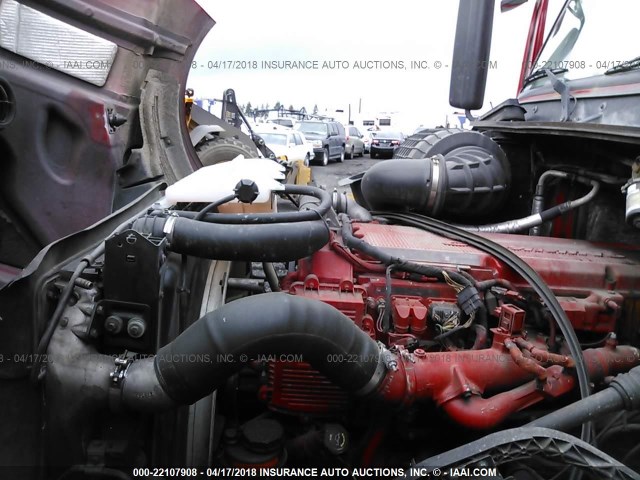 4V4NC9TGXBN293183 - 2011 VOLVO VN L RED photo 9