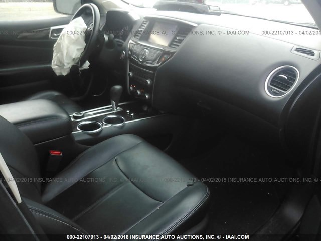 5N1AR2MM0EC648216 - 2014 NISSAN PATHFINDER S/SV/SL/PLATINUM 灰色 照片 5