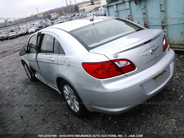 1C3CC5FBXAN136977 - 2010 CHRYSLER SEBRING LIMITED SILVER photo 3