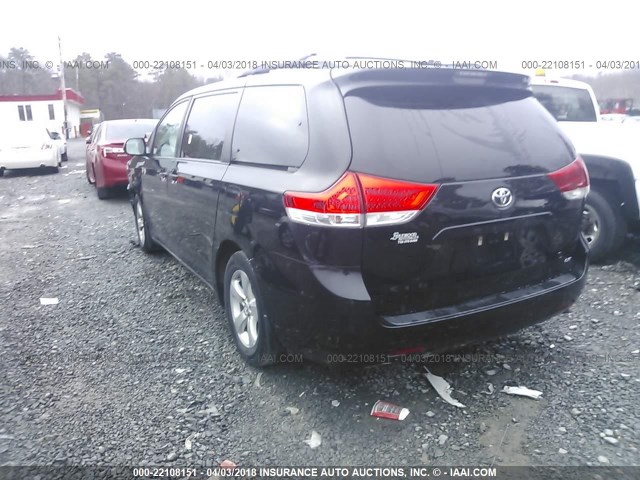 5TDKK3DC6DS350759 - 2013 TOYOTA SIENNA LE BLACK photo 3