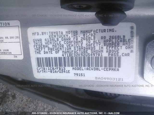 4T1BE32K92U549701 - 2002 TOYOTA CAMRY LE/XLE/SE SILVER photo 9