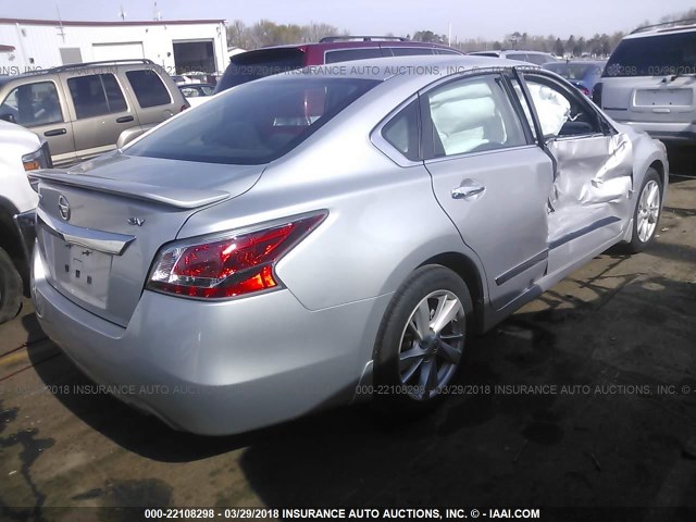 1N4AL3AP4FC155494 - 2015 NISSAN ALTIMA 2.5/S/SV/SL SILVER photo 4