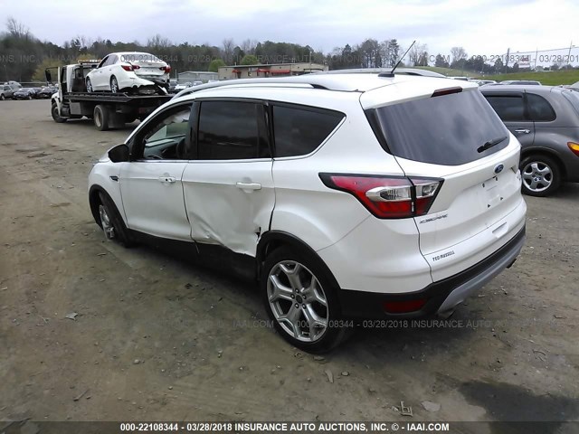 1FMCU0J9XHUB95264 - 2017 FORD ESCAPE TITANIUM WHITE photo 3