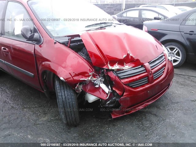 1D4GP45R25B306947 - 2005 DODGE CARAVAN SXT RED photo 6