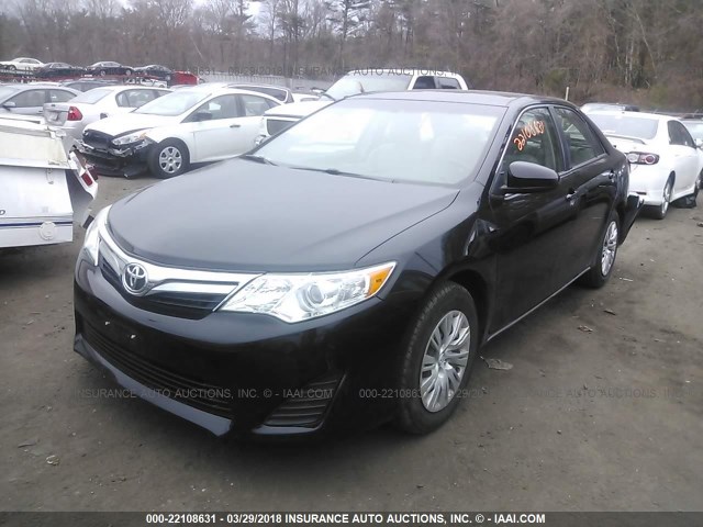 4T4BF1FK7ER443172 - 2014 TOYOTA CAMRY L/SE/LE/XLE 黑色 照片 2
