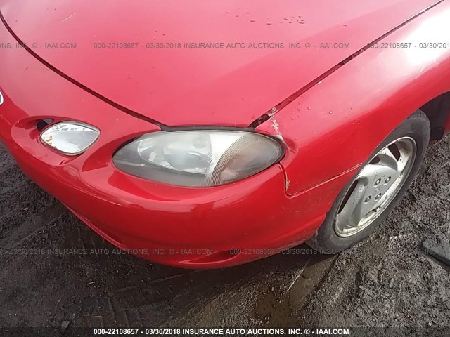 3FAFP11302R156312 - 2002 FORD ESCORT ZX2 RED photo 6