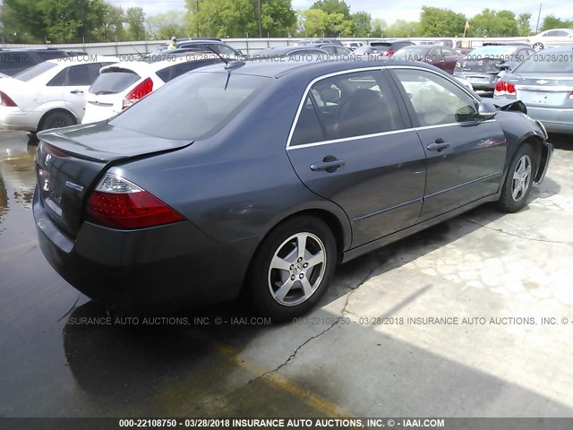 JHMCN36517C002060 - 2007 HONDA ACCORD HYBRID SILVER photo 4