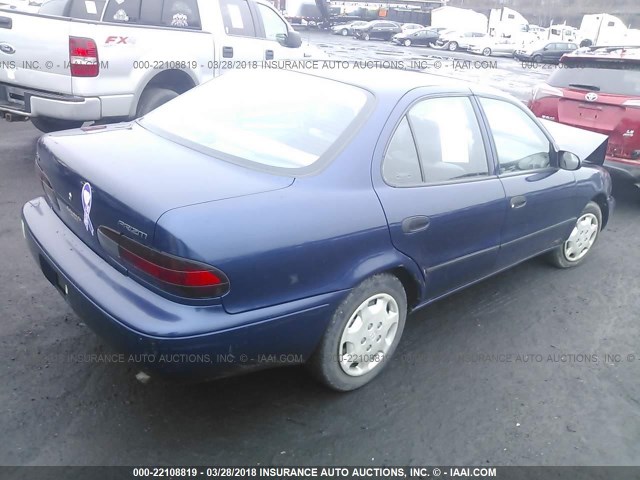 1Y1SK5264VZ430680 - 1997 GEO PRIZM LSI BLUE photo 4