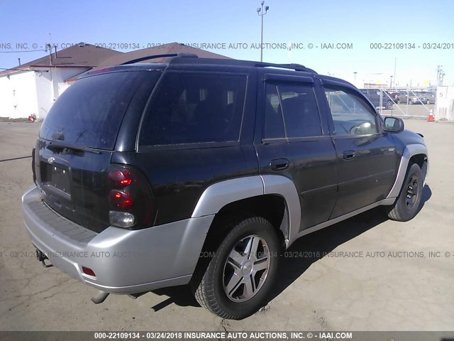 1GNDT13S172258559 - 2007 CHEVROLET TRAILBLAZER LS/LT GRAY photo 4