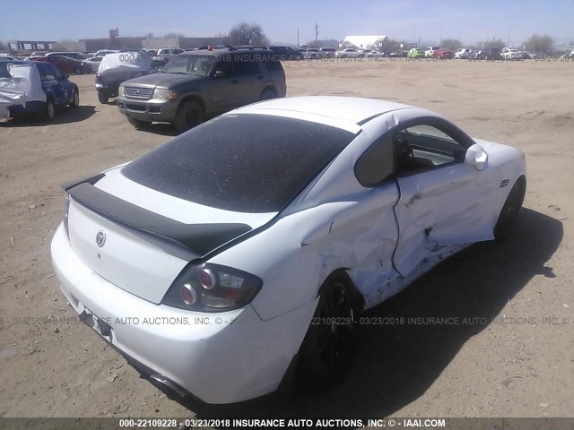 KMHHM66DX7U254379 - 2007 HYUNDAI TIBURON GS WHITE photo 4