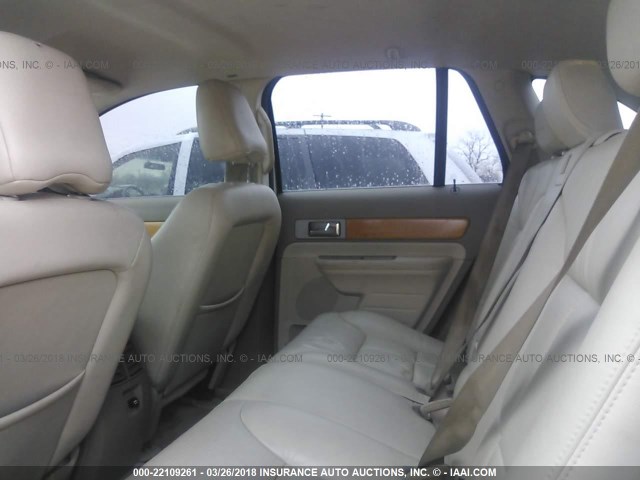 2LMDU68C07BJ35561 - 2007 LINCOLN MKX WHITE photo 8