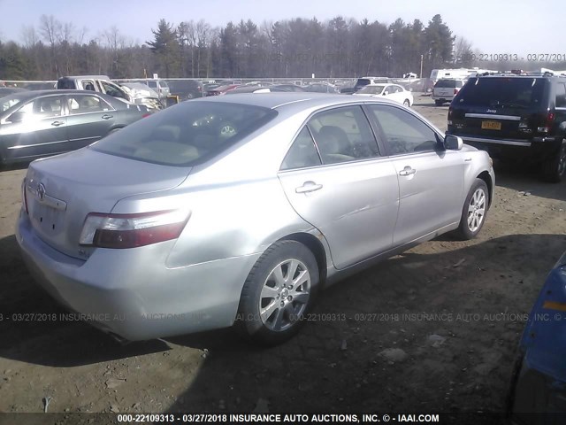 JTNBB46K773000522 - 2007 TOYOTA CAMRY NEW GENERAT HYBRID SILVER photo 4