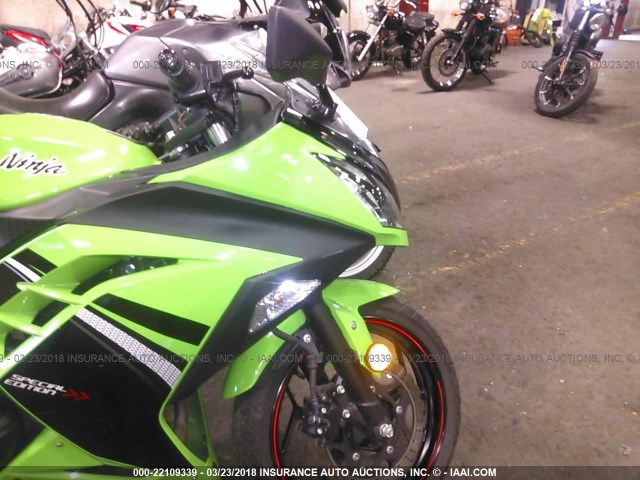 JKAEX8A19EA002476 - 2014 KAWASAKI EX300 A GREEN photo 5